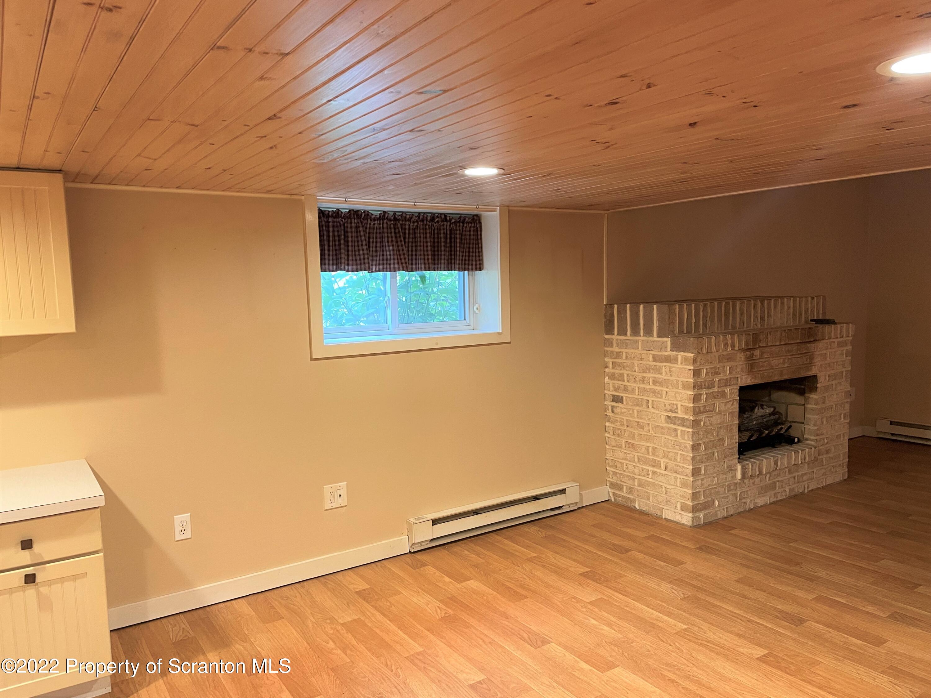 469 Laurel Road Moscow, PA 18444 - Photo 19 of 23 Gallery Image 19