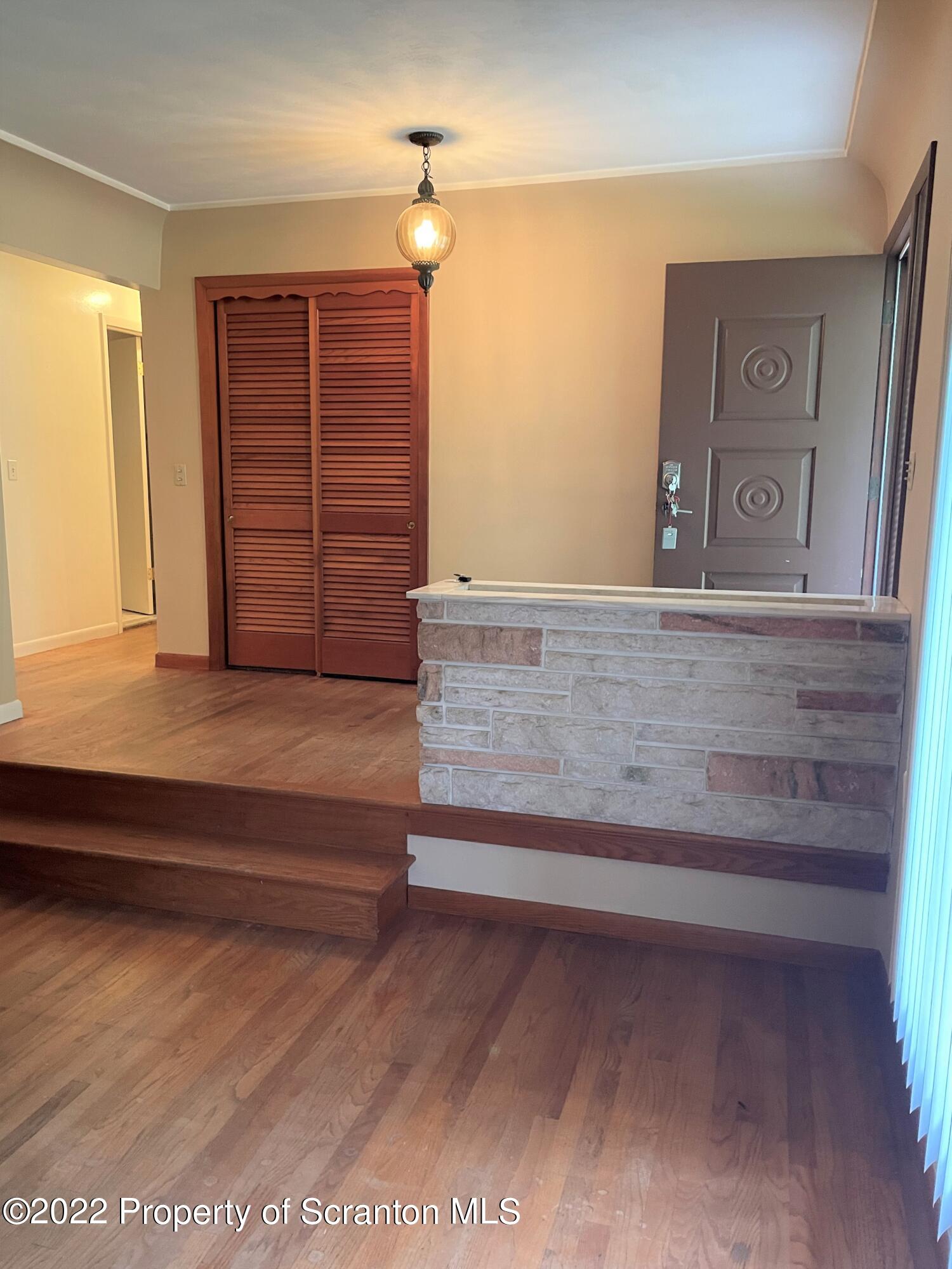 469 Laurel Road Moscow, PA 18444 - Photo 2 of 23 Gallery Image 2