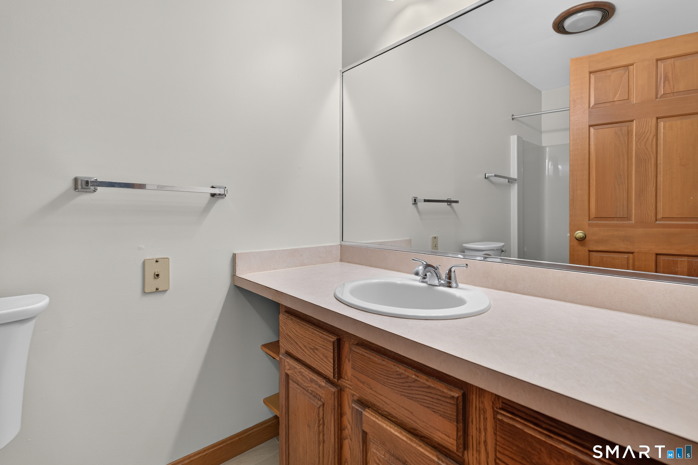 7 Massapeag Point Road Montville, CT 06382 - Photo 32 of 39