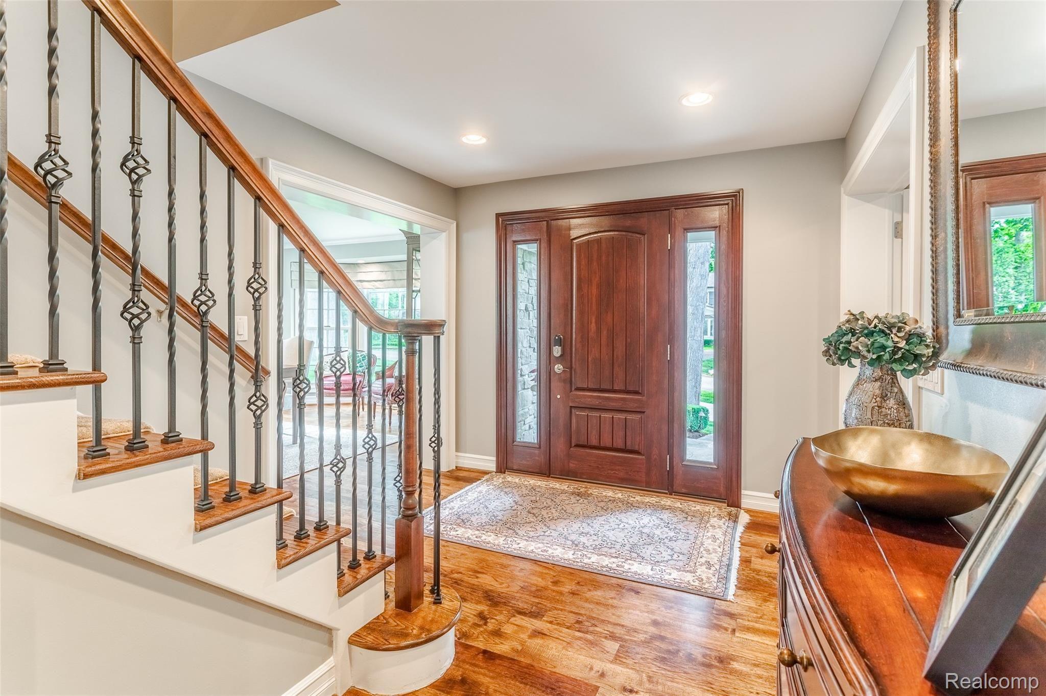 111 Denbar Road Bloomfield Hills, MI 48304 - Photo 6 of 43 Denbar-6.jpg