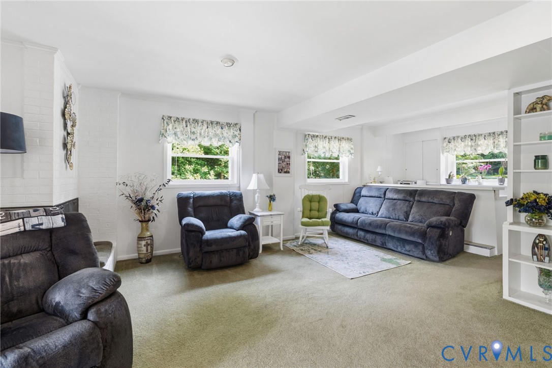 4512 Forrestal Road Chester, VA 23831 - Photo 20 of 47