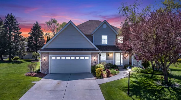 $487,900 | 6457 Norfolk Lane, Racine, WI 53406