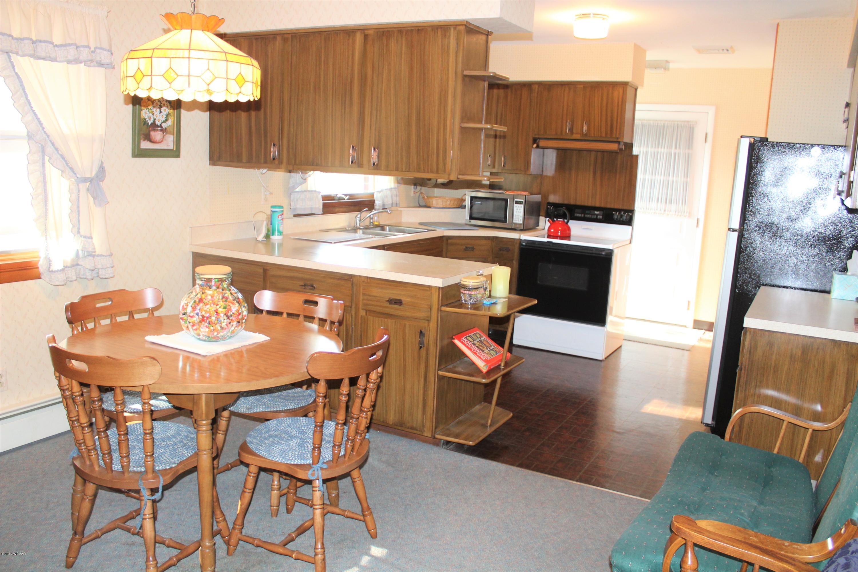 803 Arthur Road Montoursville, PA 17754 - Photo 6 of 34 Kitchen
