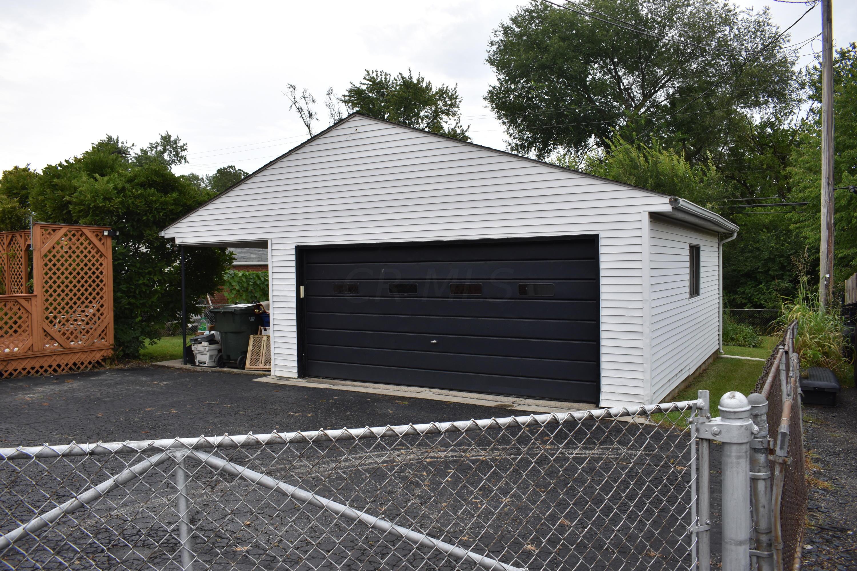 780 Demorest Road Columbus, OH 43204 - Photo 4 of 9 Gallery Image 4