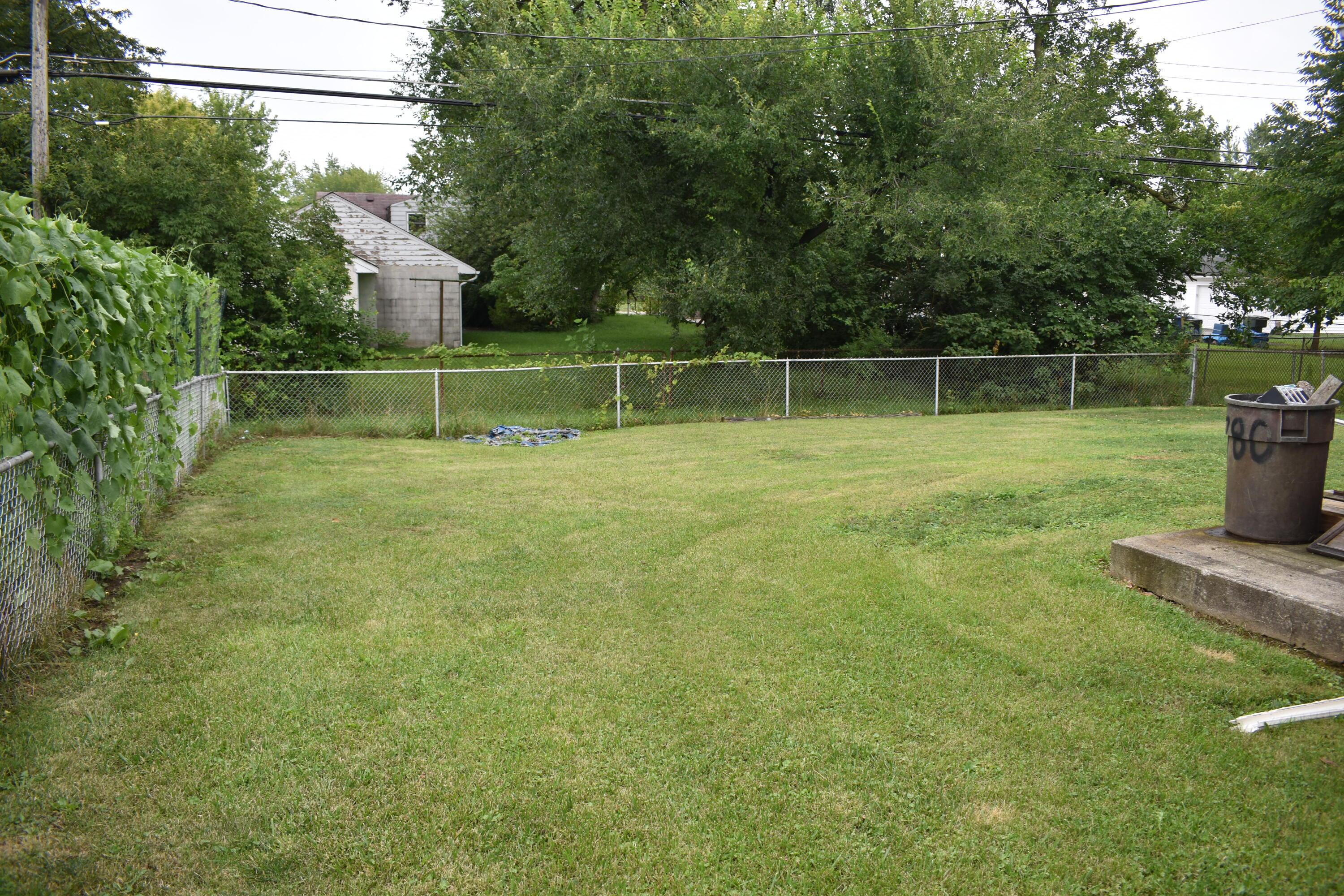 780 Demorest Road Columbus, OH 43204 - Photo 6 of 9 Gallery Image 6