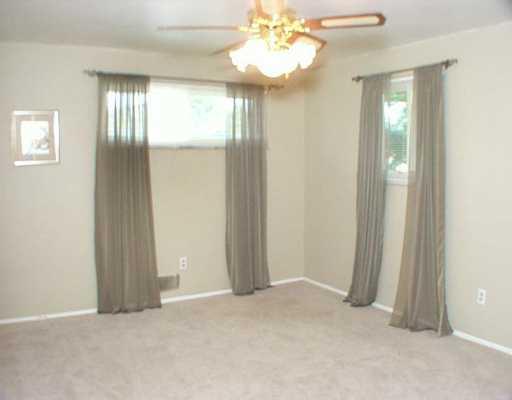 513 Lindsay Road Carnegie, PA 15106 - Photo 5 of 8 Master Bedroom.