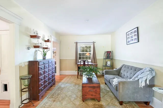 $814,900 | 278 Slocum Road, Dartmouth, MA 02747