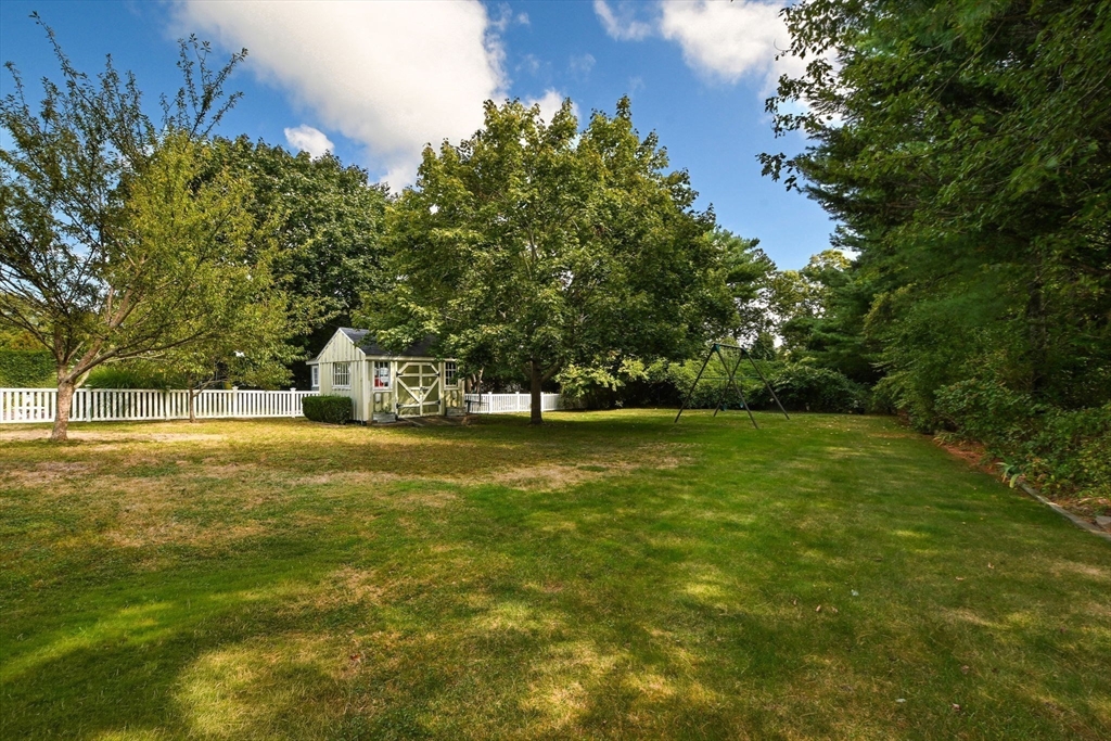 278 Slocum Road Dartmouth, MA 02747 - Photo 31 of 37