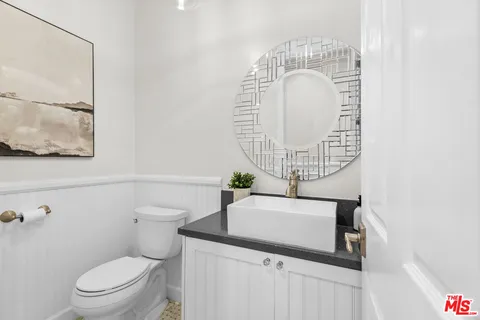 $2,850,000 | 4616 Ventura Canyon Avenue, Sherman Oaks, CA 91423