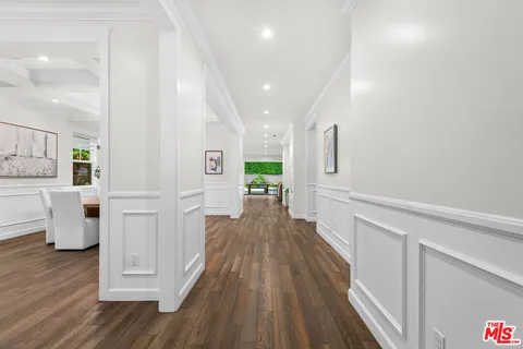 $2,850,000 | 4616 Ventura Canyon Avenue, Sherman Oaks, CA 91423