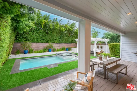 $2,850,000 | 4616 Ventura Canyon Avenue, Sherman Oaks, CA 91423
