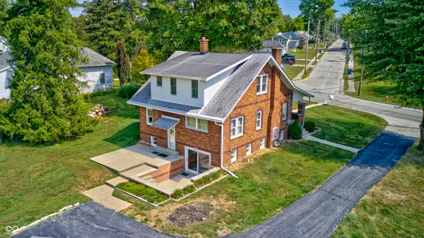 $385,000 | 1000 South Jackson Street, Greencastle, IN 46135