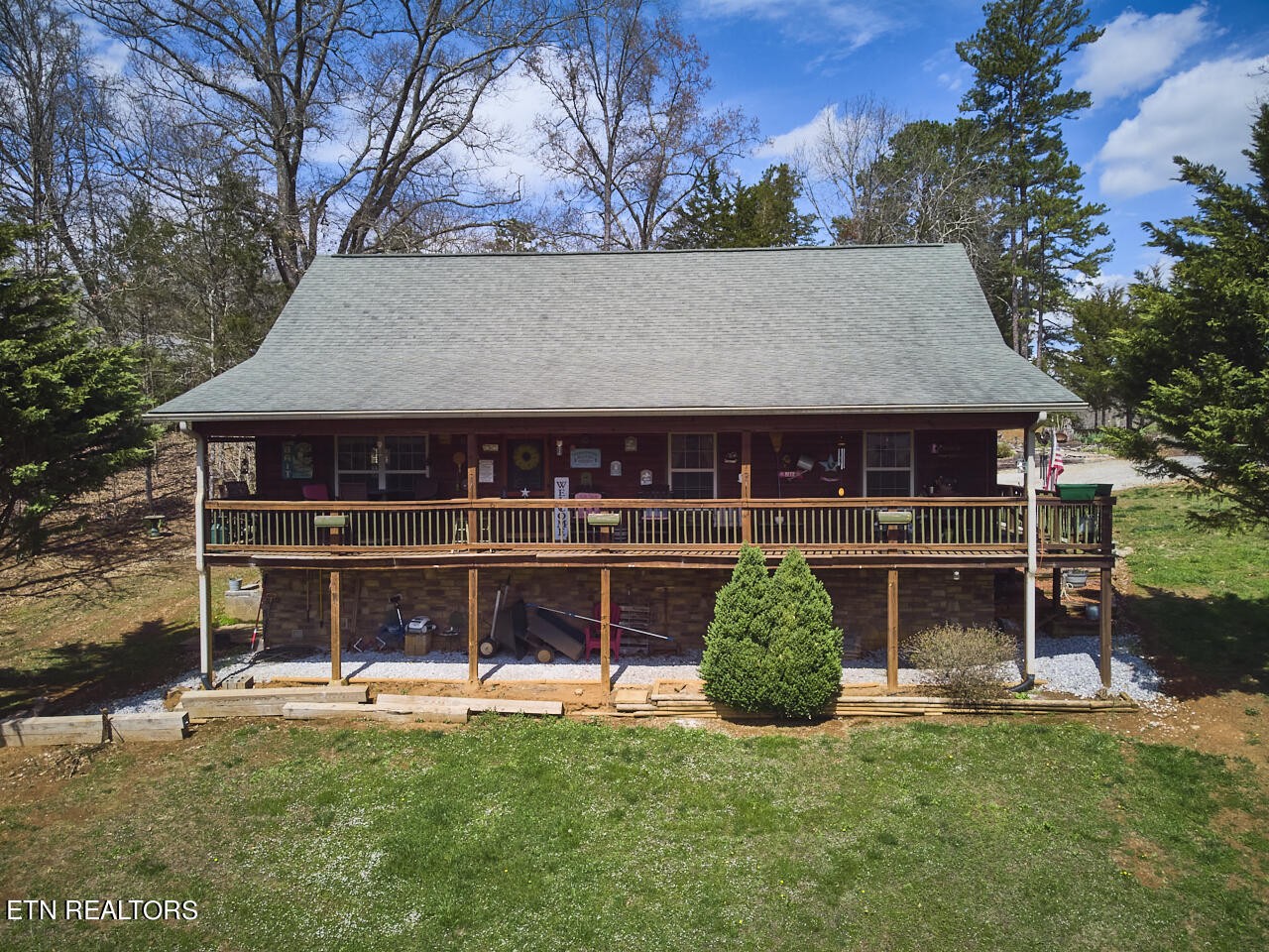 1077 Whitaker Road New Market, TN 37820 - Photo 3 of 46