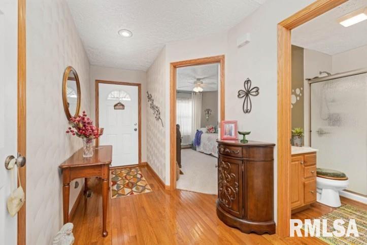 5407 Red Fox Road Bettendorf, IA 52722 - Photo 3 of 32 Gallery Image 3