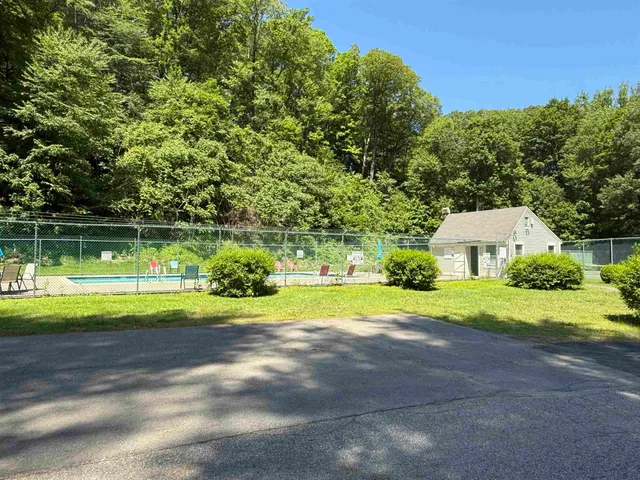 $235,000 | 116 Morningside Cmns, Brattleboro, VT 05301