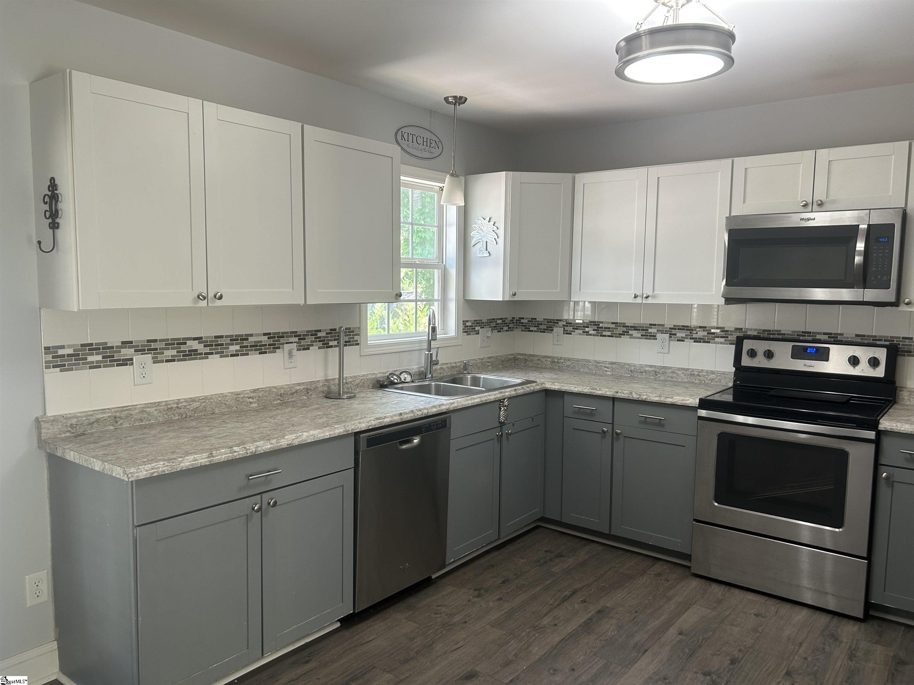 306 Shands Street Clinton, SC 29325 - Photo 18 of 41