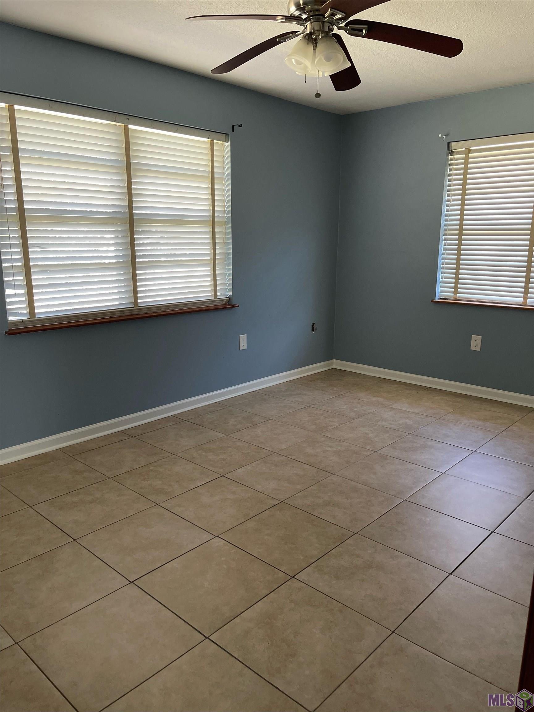 10315 Tams Drive Baton Rouge, LA 70815 - Photo 7 of 9
