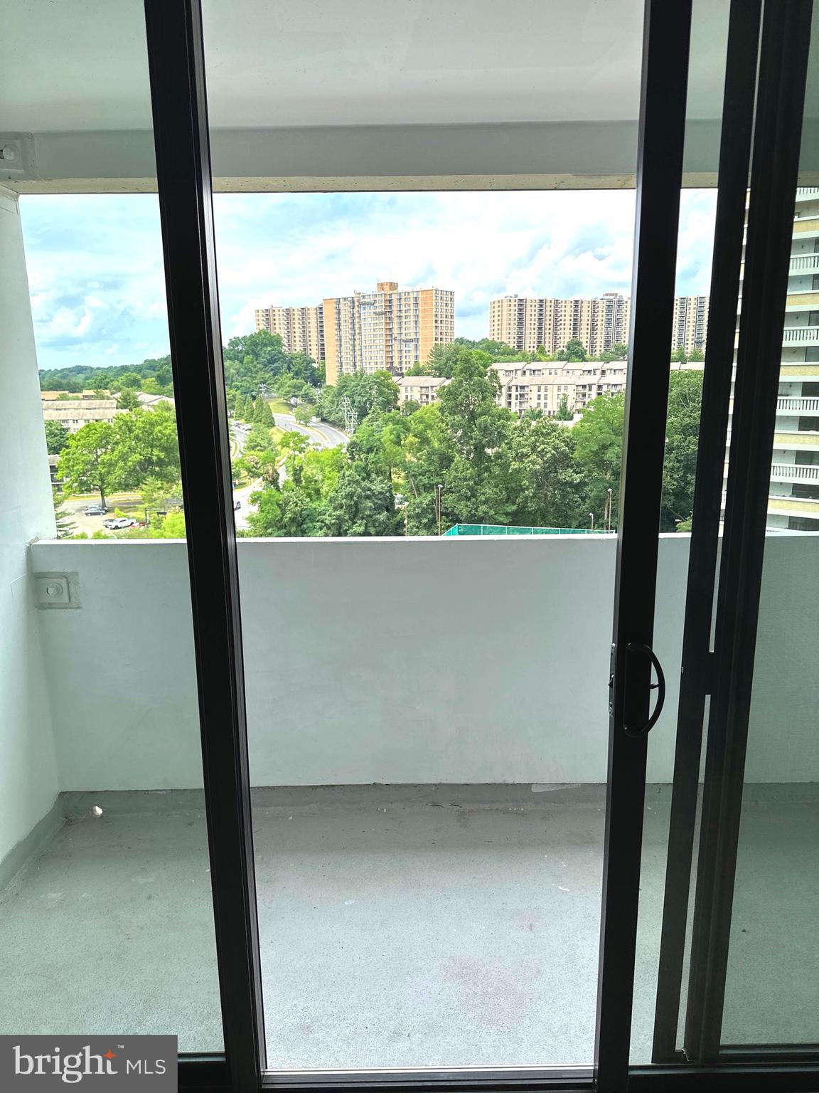 5911 Edsall Road, Unit 602 Alexandria, VA 22304 - Photo 31 of 40