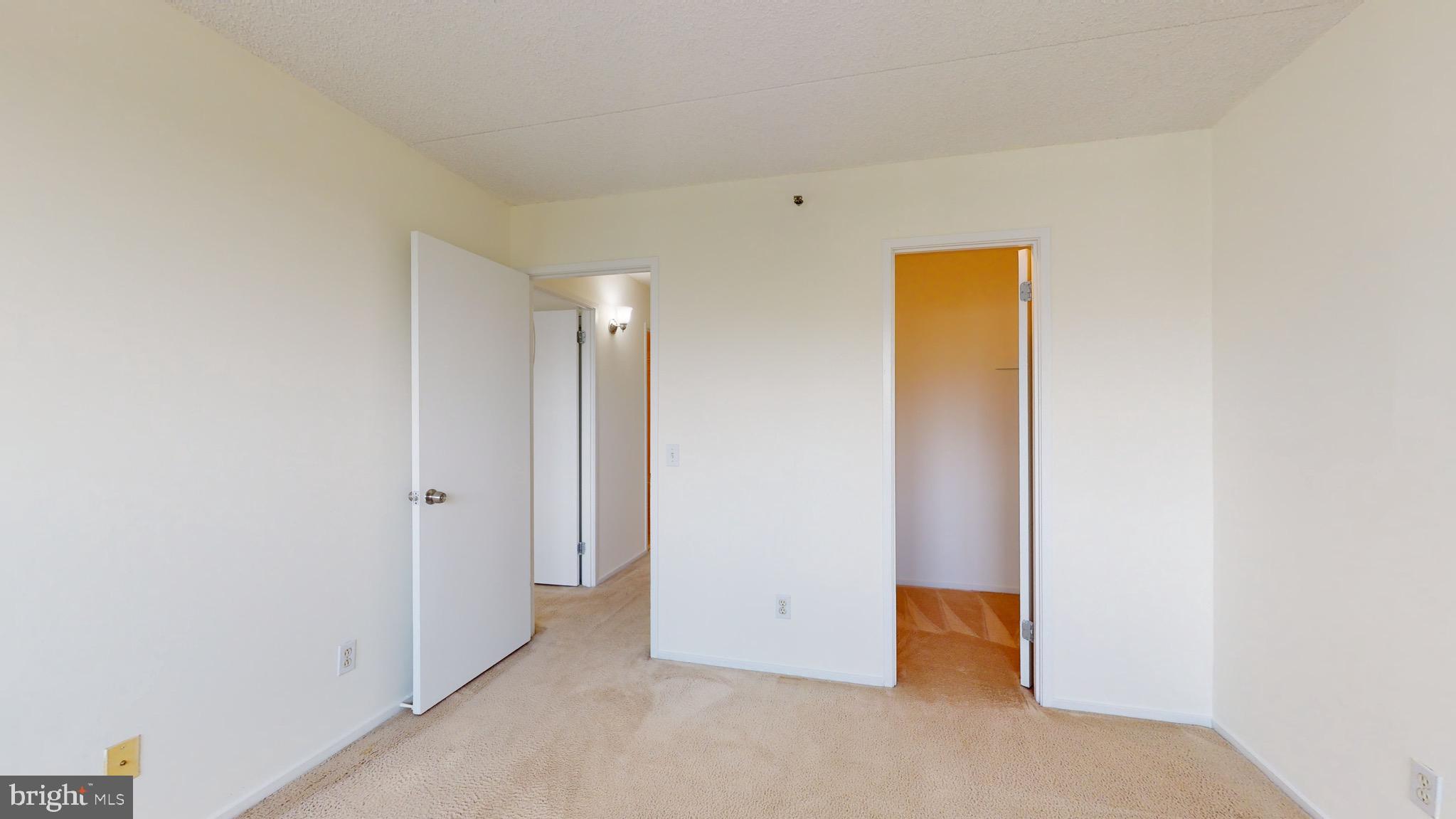 5911 Edsall Road, Unit 602 Alexandria, VA 22304 - Photo 9 of 40