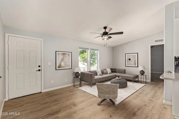 $100,000 | 18233 North 21st Place, Unit 52, Phoenix, AZ 85022