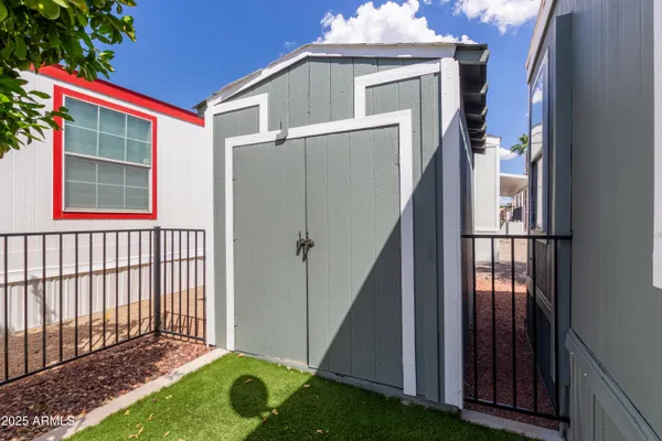 $100,000 | 18233 North 21st Place, Unit 52, Phoenix, AZ 85022