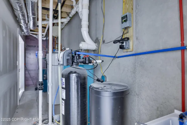 $1,488,800 | 1160 Dayne Drive, Lehighton, PA 18235