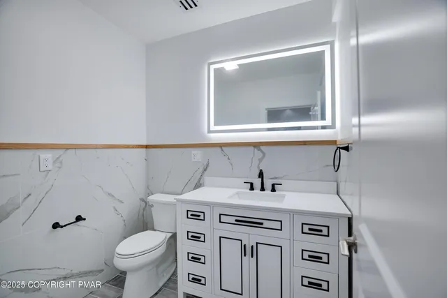 $1,488,800 | 1160 Dayne Drive, Lehighton, PA 18235