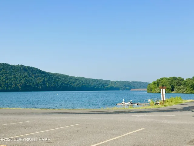 $1,488,800 | 1160 Dayne Drive, Lehighton, PA 18235