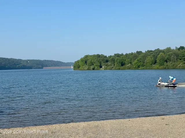 $1,488,800 | 1160 Dayne Drive, Lehighton, PA 18235