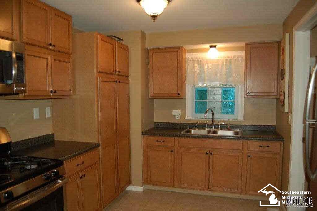 3739 Consear Road Lambertville, MI 48144 - Photo 13 of 21 21347385-12.JPG