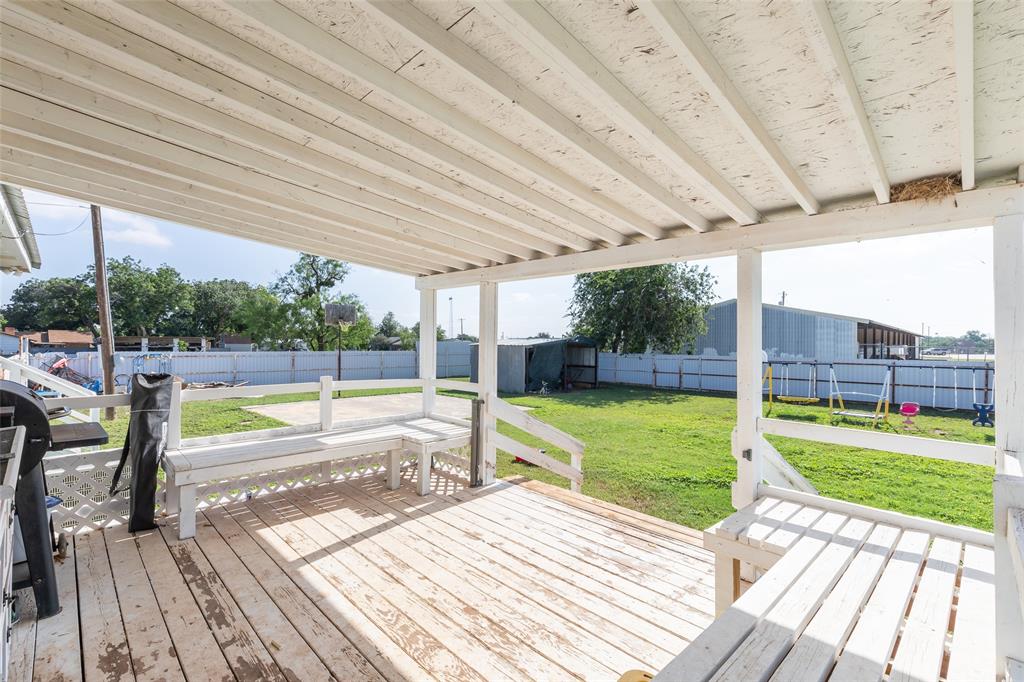 401 Haynes Street Merkel, TX 79536 - Photo 31 of 37