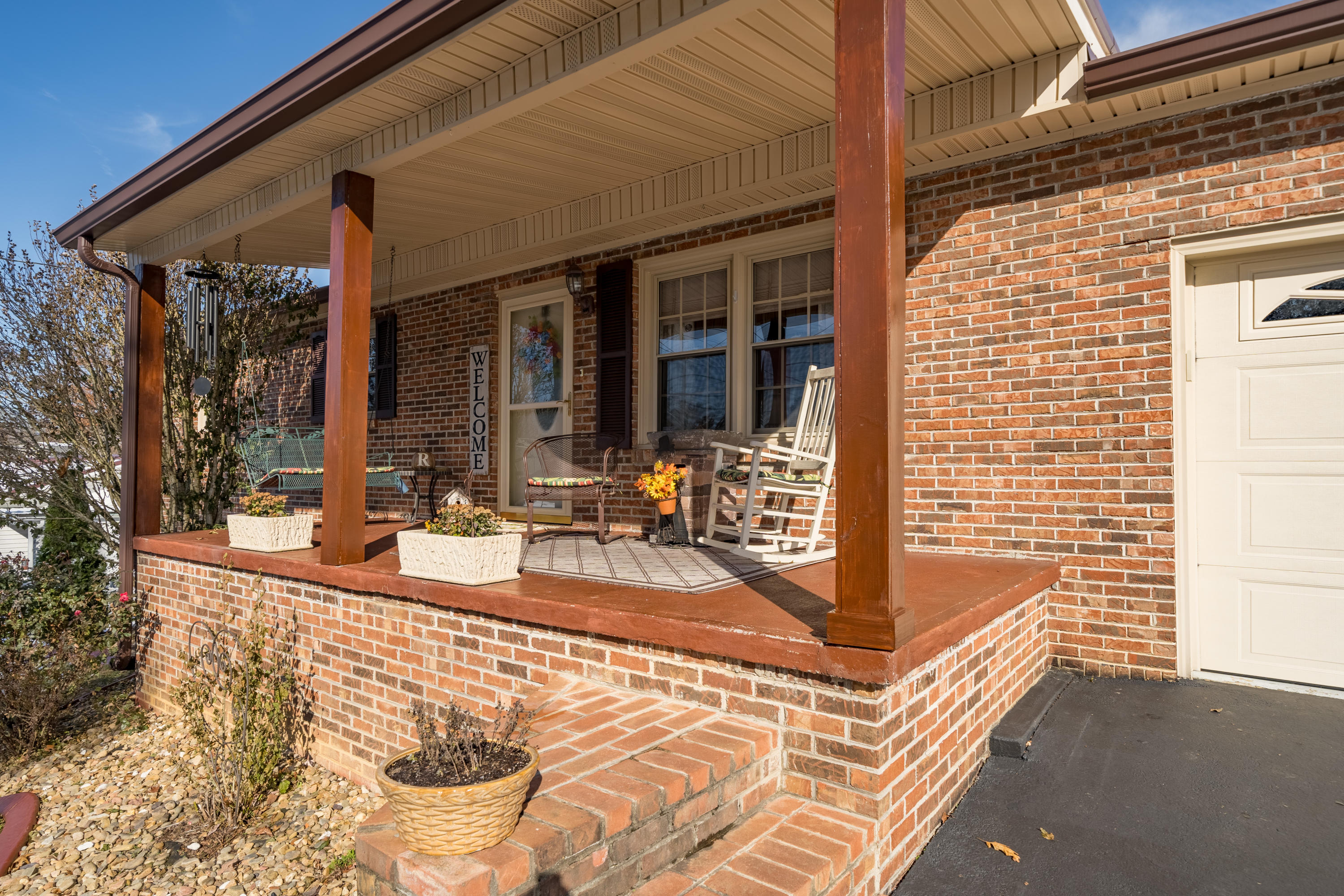 339 Combs Road Bluff City, TN 37618 - Photo 1 of 33 339CombsRd,BluffCity,TN(6of38)
