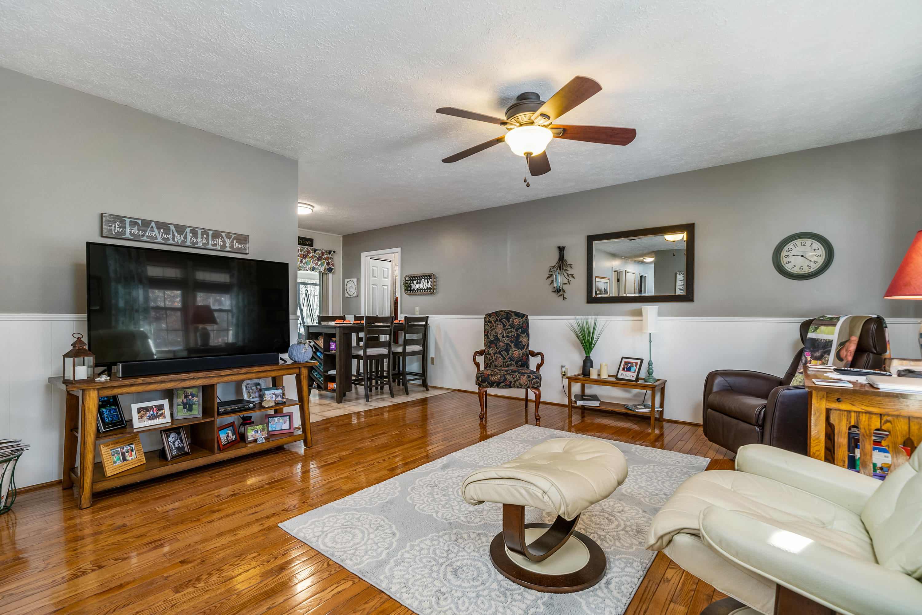 339 Combs Road Bluff City, TN 37618 - Photo 11 of 33 339CombsRd,BluffCity,TN(18of38)
