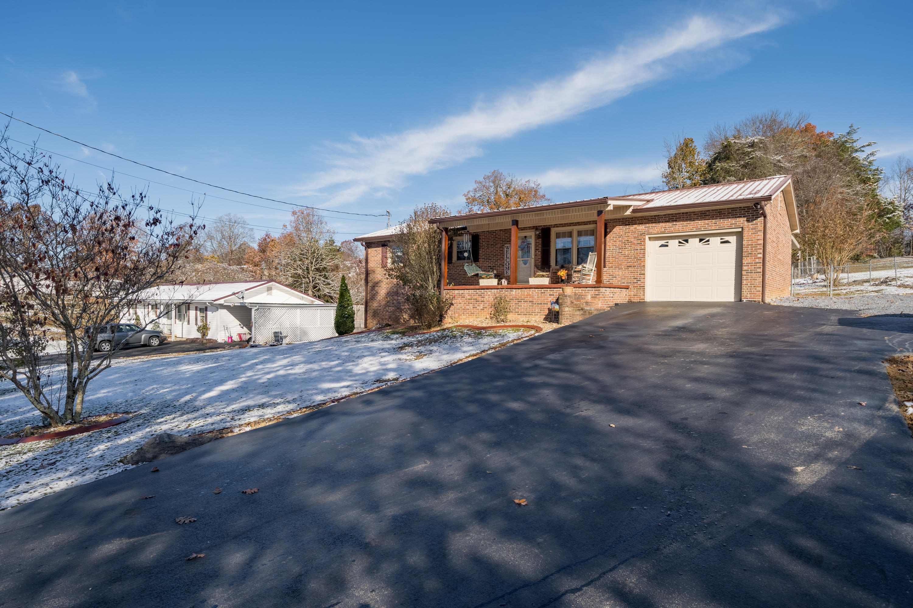 339 Combs Road Bluff City, TN 37618 - Photo 31 of 33 339CombsRd,BluffCity,TN(1of38)