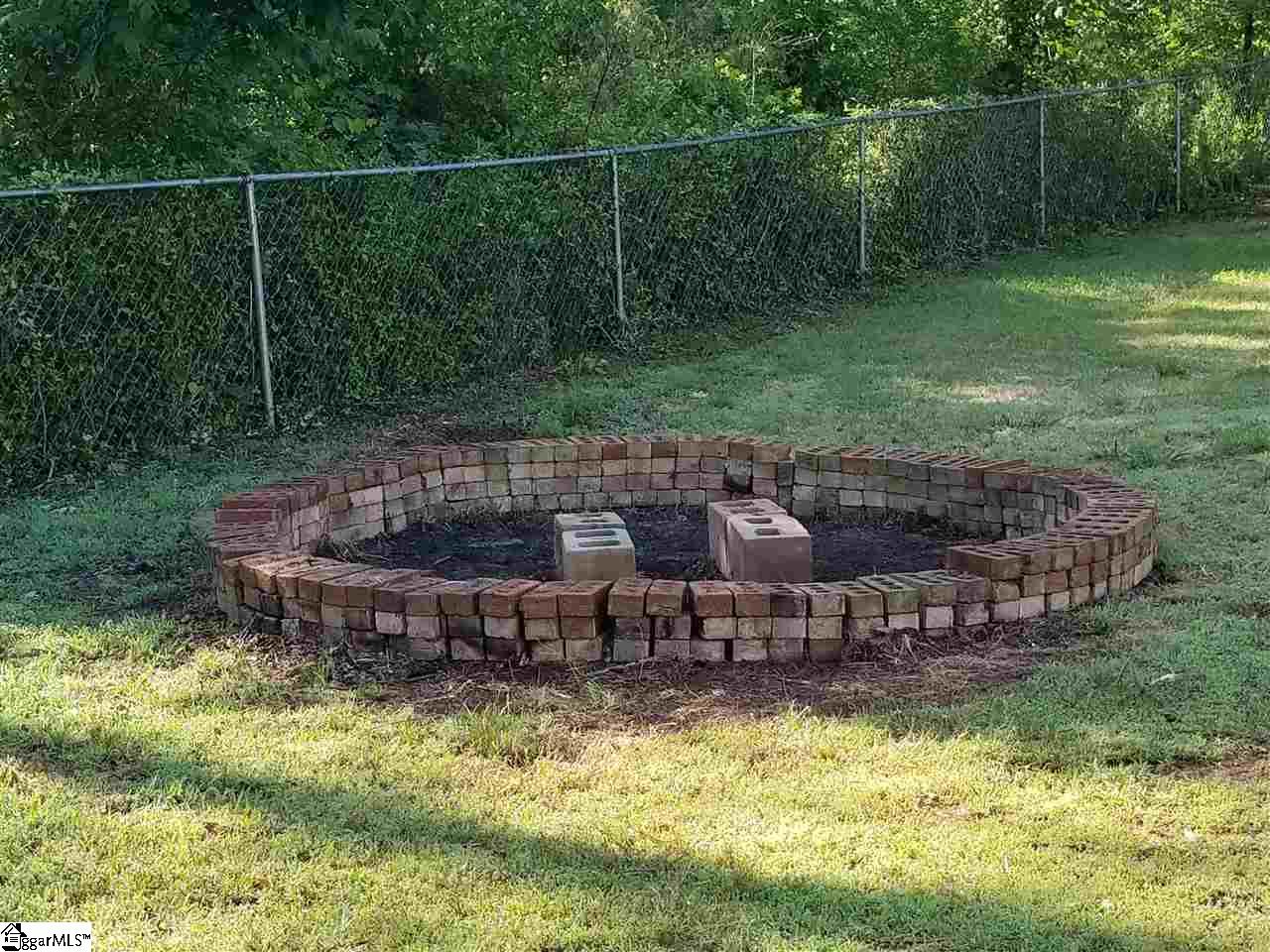 325 Stewart Road Six Mile, SC 29682 - Photo 11 of 29