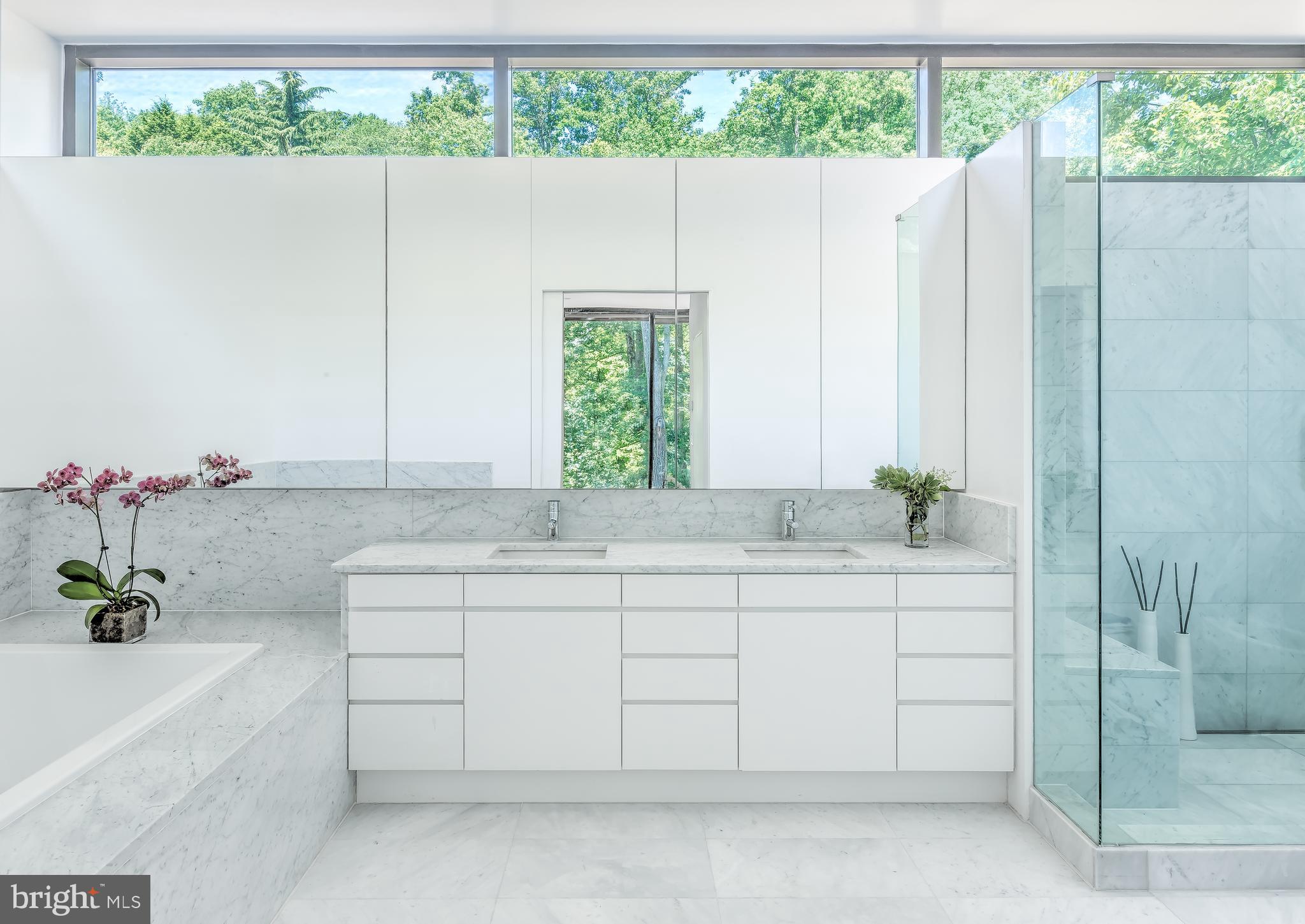 8725 Brook Road McLean, VA 22102 - Photo 13 of 19