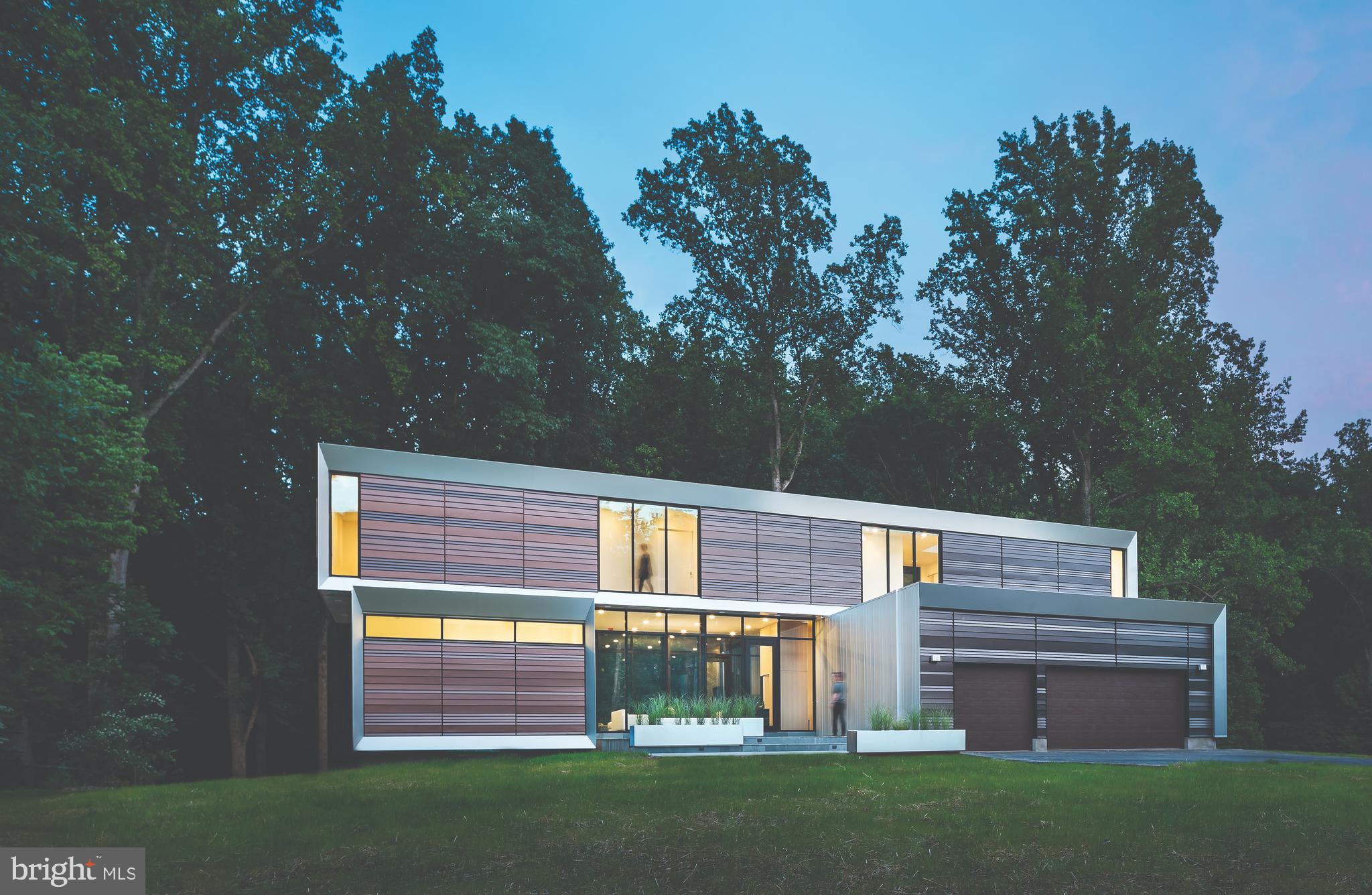 8725 Brook Road McLean, VA 22102 - Photo 3 of 19