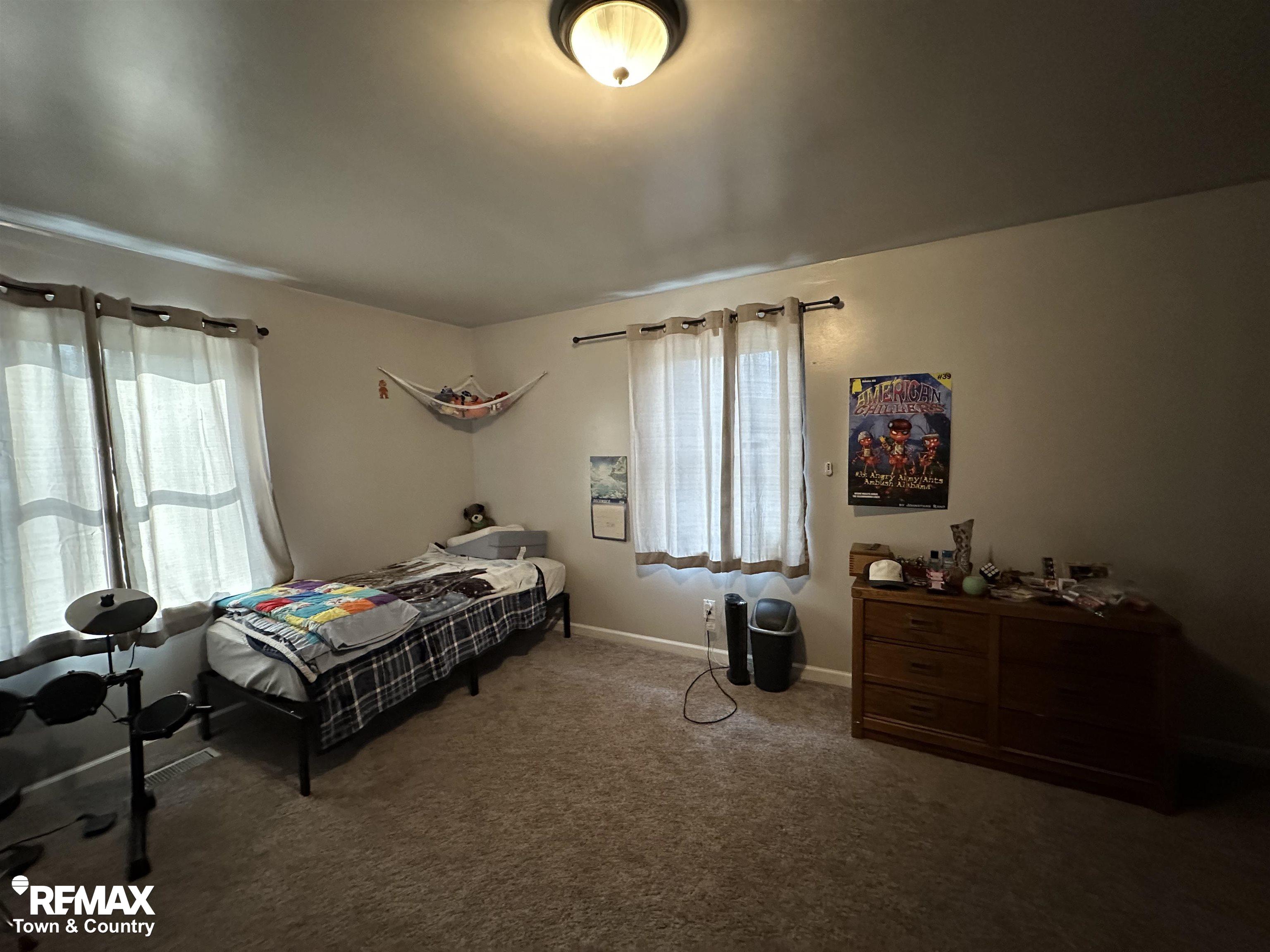 6484 Kelly Road Flushing, MI 48433 - Photo 21 of 37 50163162-93080c89-8a7a-41e3-84d5-50f0671ea7ad.JPG