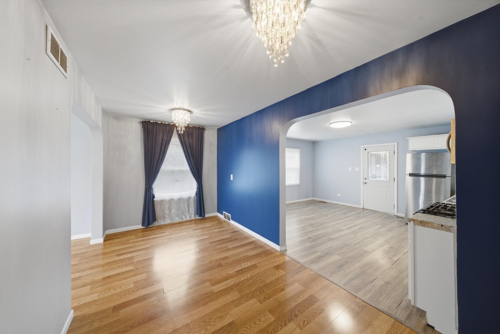1517 East Roosevelt Road Wheaton, IL 60187 - Photo 20 of 54