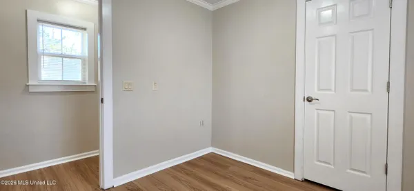 $1,000 | 1208 Pine Street, Ocean Springs, MS 39564