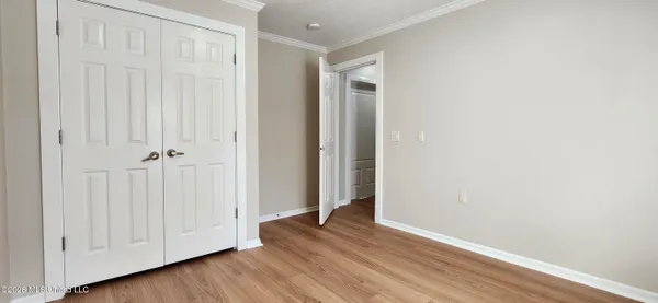 $1,000 | 1208 Pine Street, Ocean Springs, MS 39564