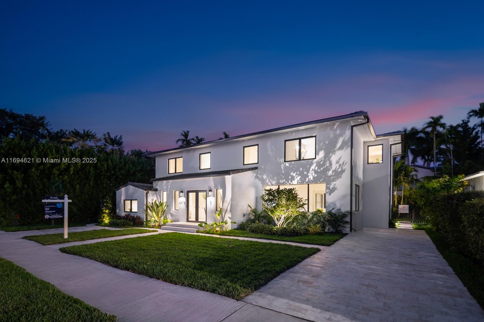 4575 North Bay Road Miami Beach, FL 33140 - Photo 36 of 40