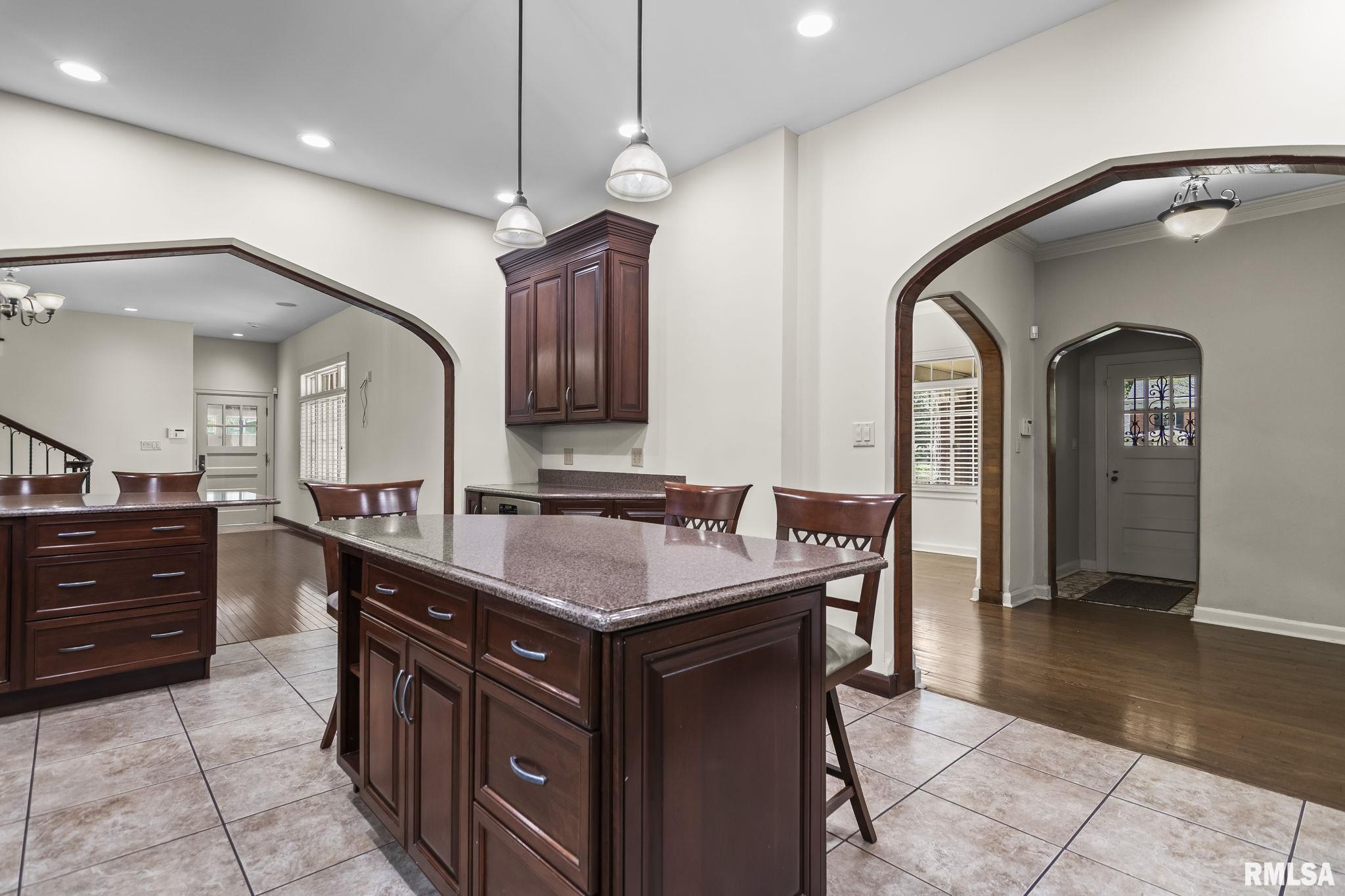 1050 Williams Boulevard Springfield, IL 62704 - Photo 15 of 83