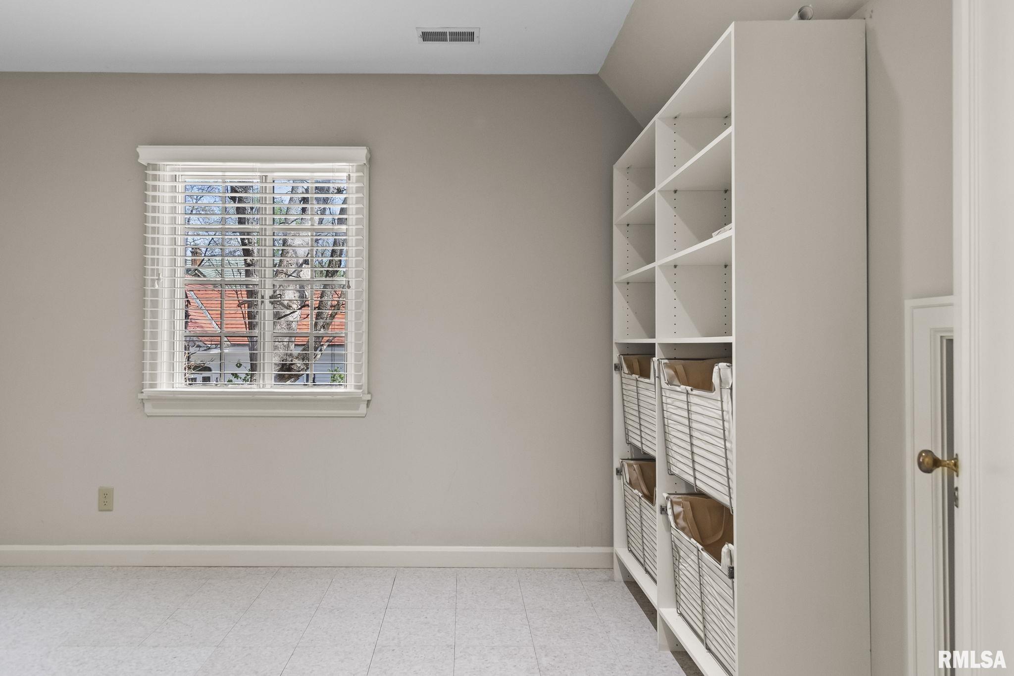 1050 Williams Boulevard Springfield, IL 62704 - Photo 41 of 83