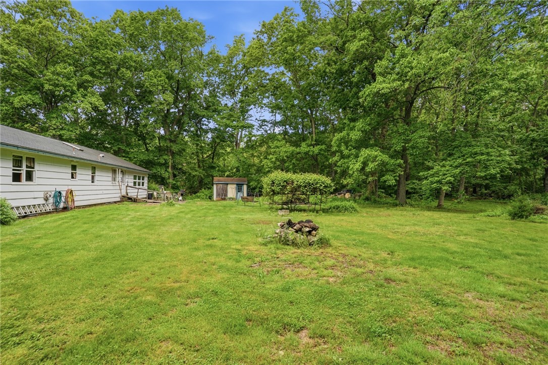 1556 Harkney Hill Road Coventry, RI 02816 - Photo 8 of 41