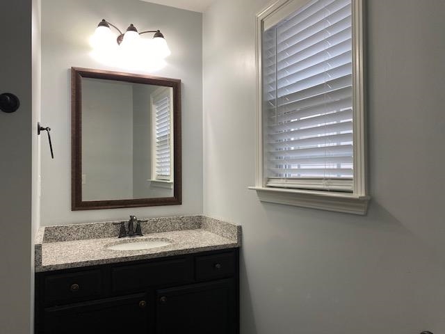 607 Parkway Village Road Boiling Springs, SC 29316 - Photo 23 of 24 Bath