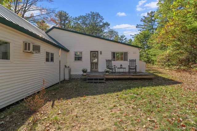 $343,000 | 88 Perch Pond Road, Holderness, NH 03245