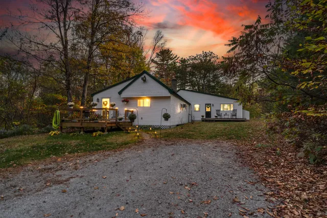 $343,000 | 88 Perch Pond Road, Holderness, NH 03245