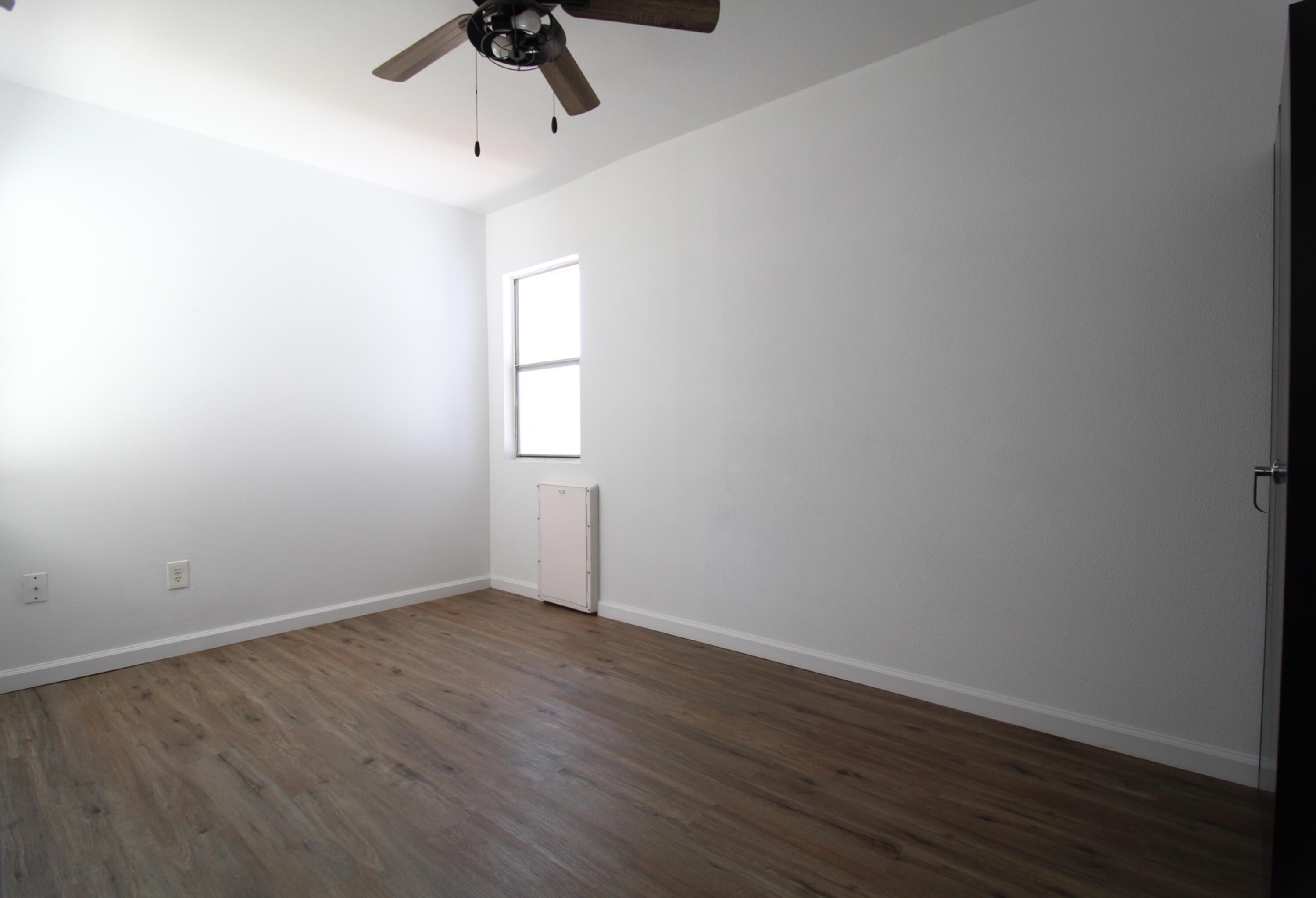 517 West Maple Street Exeter, CA 93221 - Photo 12 of 24 IMG_9290