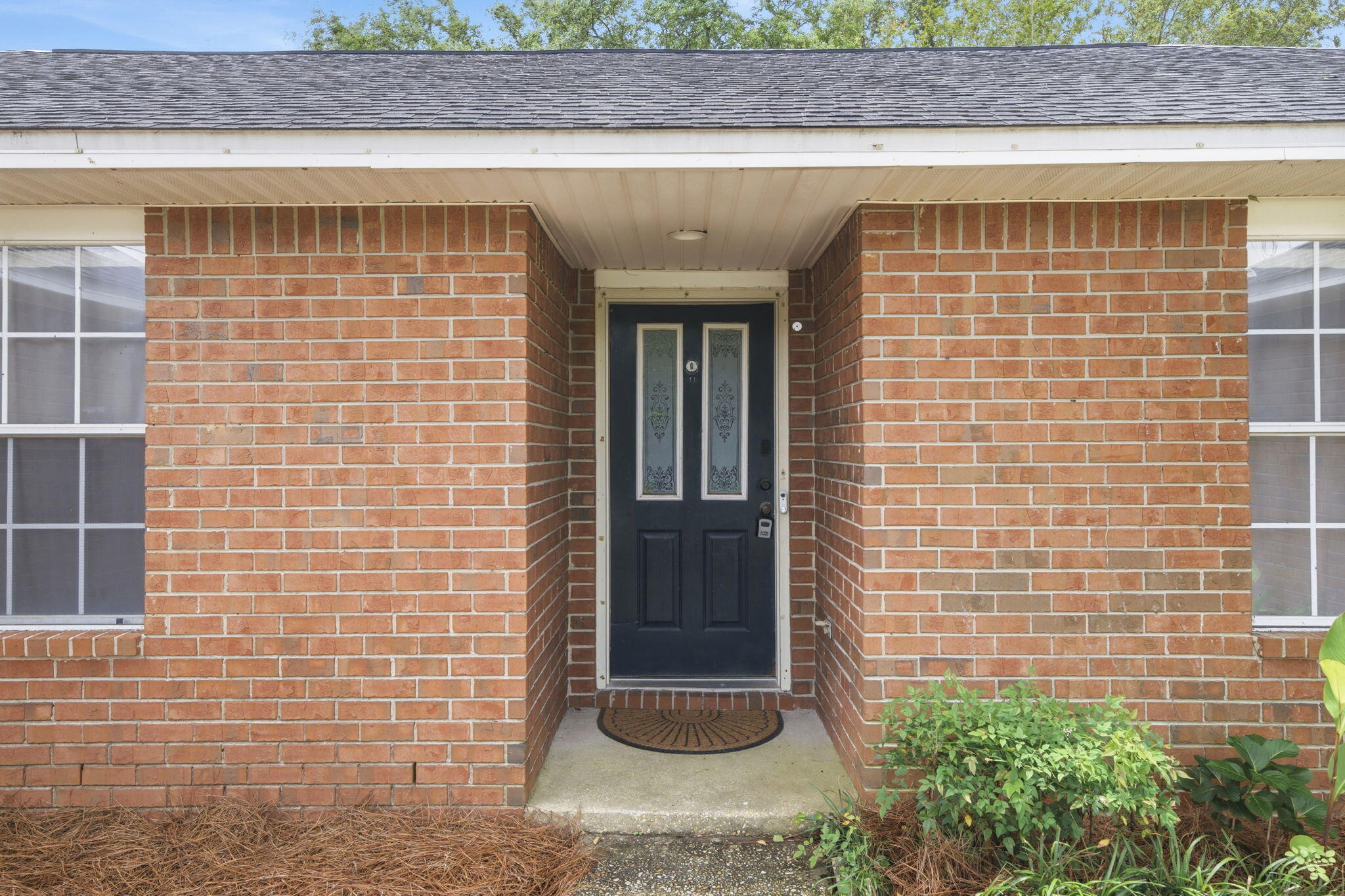 8131 Country Bay Boulevard Navarre, FL 32566 - Photo 6 of 47 New custom door is ordered